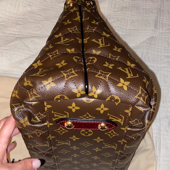 Louis Vuitton Quilted exotic bag🦄🦄🦄1HR price ⬇️ - Picture 11 of 16